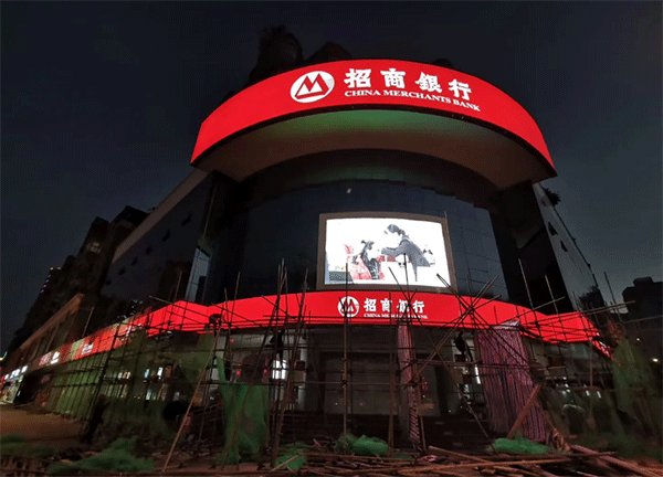 3M燈箱布VS噴繪布有哪些優(yōu)勢？